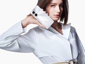 Das Huawei Nova 10 SE setzt auf ein schlichtes Design mit einer flachen Rückseite, die in drei Farben angeboten wird. (Bild: Huawei)