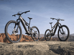 Das Amflow PR Carbon Pro in zwei der Farbvarianten