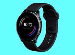 Die OnePlus Watch sieht der Samsung Galaxy Watch Active 2 fast zum Verwechseln ähnlich. (Bild: OnePlus)