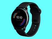 Die OnePlus Watch sieht der Samsung Galaxy Watch Active 2 fast zum Verwechseln ähnlich. (Bild: OnePlus)