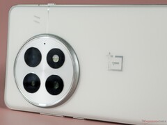 Das OnePlus 15 könnte dünner und vom Snapdragon 8 Elite 2 angetrieben werden