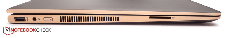 Links: USB 3.1 Typ-A, 3,5-mm Audio-Kombo, Ein-/Ausschalter, SD-Kartenleser