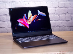 Schenker XMG Focus 16 im Laptop-Test: Gamer assembled in Germany