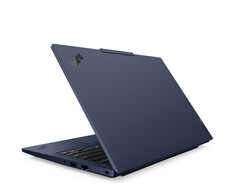 Das Lenovo Thinkpad T14 Gen 7 (blau).