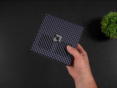 AMD Ryzen AI Max+ 395 Strix Halo Mini-PC mit SteamOS für Gaming-Benchmarks
