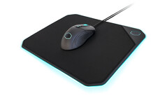 Cooler Master zeigt RGB-Mauspad mit Kniff