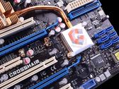 Ein Bild des originalen Asus ROG Crosshair Motherboards.