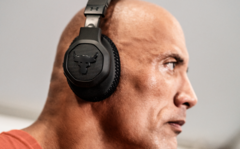 Die Project Rock Over-Ear-Kopfhörer richten sich vor allem an Sportler. (Bild: Under Armour)
