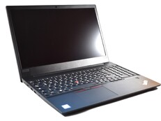 Test Lenovo ThinkPad E590 (i7-8565U, UHD 620, FHD) Laptop