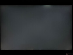 Backlight Bleeding