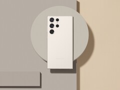 Das Samsung Galaxy S23 Ultra kommt mit relativ viel Bloatware, die aber keineswegs 60 GB Speicher belegt. (Bild: Samsung)