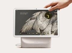 Das Google Pixel Tablet soll durch eine Reihe neuer Features noch nützlicher als Smart-Home-Steuerzentrale werden. (Bild: Google)