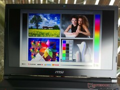 Im Freien im Schatten