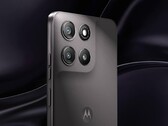 Das Moto G100 soll durch einen 7.000 mAh Akku und ein auffälliges Design mit Leder-Textur punkten. (Bildquelle: Motorola)
