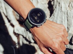 Die Suunto Vertical Smartwatch wird wahlweise mit einem Gehäuse aus Edelstahl oder Titan angeboten. (Bild: Suunto)