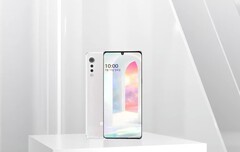 Ähnlich wie das LG G8X soll auch das Velvet eine Hülle erhalten, die dem Smartphone ein zweites Display hinzufügt. (Bild: LG)