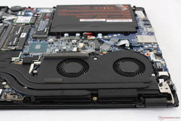 Wie gewohnt benötigt die GPU mehr Kühlung als die CPU.