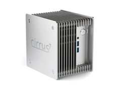Der kompakte Mini-PC ist lautlos und setzt auf Intel Arrow Lake Prozessoren (Bildquelle: Cirrus7)