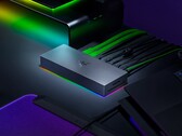 Das Razer Thunderbolt 5 Dock besitzt eine RGB-Beleuchtung und einen Slot für eine M.2-SSD. (Bildquelle: Razer)