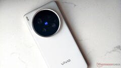 Vivo X300 Ultra und Vivo X300s sollen als erste Zeiss-Kamera-Flaggschiffe vom 