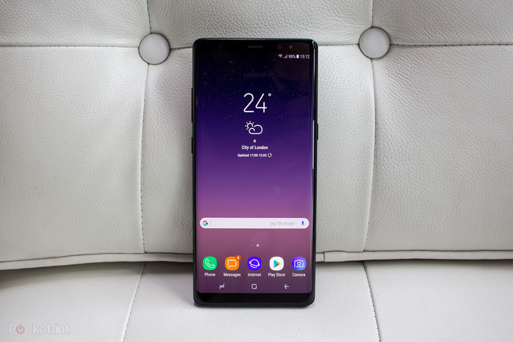 Ein Smartphone wie das Samsung Galaxy Note 8 bietet zwar wahnsinnig viel, hat aber hier aufgrund seines hohen Preises nichts zu suchen. (Quelle: Pocket Lint)
