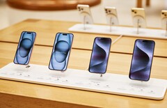 Nicht alle Kunden sind zufrieden mit ihrem neuen iPhone 15 Pro. (Bild: Apple)