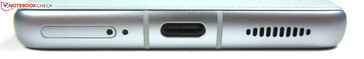 Fußseite: SIM-Slot, Mikrofon, USB-C 2.0, Lautsprecher