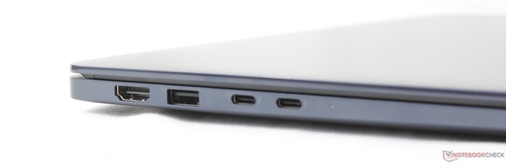 Links: HDMI 2.1, USB-A 3.2 Gen. 1, 2x USB-C Thunderbolt 4 mit DisplayPort 2.1 + Power Delivery