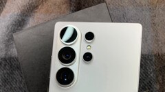 Laut einem finnischen Händler wird es erstmals keine 128 GB Version des Galaxy S26 Basismodells mehr geben. (Bildquelle: @SaudiAndroid, editiert)