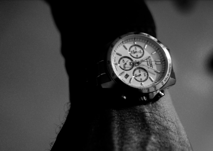 Die Seiko SBTR024 (siehe Abbildung) ist ein weiterer hervorragender Chronograph zu einem erschwinglichen Preis.