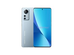 Das Xiaomi 12 Lite dürfte etwas größer als das Xiaomi 12 werden und mit seinen seitlich abgerundeten Rändern Flaggschiff-Flair versprühen. (Bild: Xiaomiui)