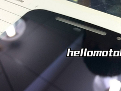 Das Motorola X + 1 misst nun 5,2 Zoll (Bild: HelloMotoHK)