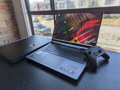 MSI Vector 16 HX Laptop im Test: Titan-Leistung unabhängig vom Preis