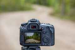 Canon EOS 90D