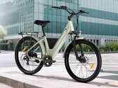 Das Touroll J1 Trekking E-Bike gibt es aktuell für nur 629 Euro.