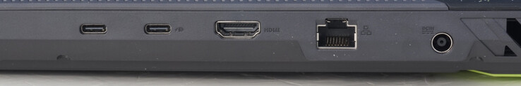 Anschlüsse hinten: USB-C (10 Gbit/s, DP, G-Sync), USB-C (10 Gbit/s, DP, PD), HDMI 2.1 FRL, LAN-Port (1 Gbit/s), Stromanschluss