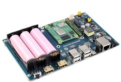 Waveshare PoE UPS Base Board: Neues, äußerst gut ausgestattetes Carrier-Board für das Raspberry Pi CM