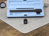 Elgato Wave Go vorne, im Hintergrund das Case sowie zwei Konkurrenten