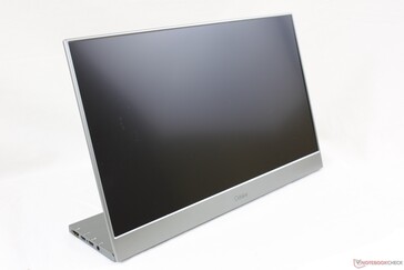 Das BladeX kann im Hoch- oder Querformat aufgestellt werden