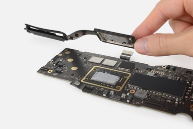 Die Kühlung des M1 MacBook Pro. (Bild: iFixit)