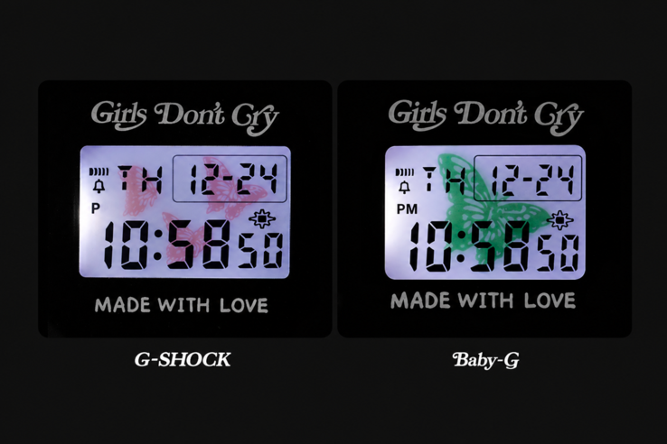 Bei aktivierter Hintergrundbeleuchtung zeigt die G-Shock einen rosafarbenen Schmetterling, während die Baby-G mit einem grünen Schmetterling aufwartet