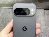 Das Google Pixel 10 Pro soll gleich mit zwei Kameras Makro-Aufnahmen machen können. (Bildquelle: Shivank Tiwari)