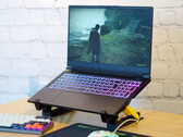 Schenker XMG Pro 15 E23 (PD50SND-G) Gaming-Laptop im Test: Ein Hoch auf die Work-Play-Balance