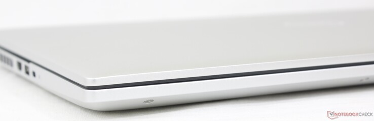 Vorderseite: keine Ports