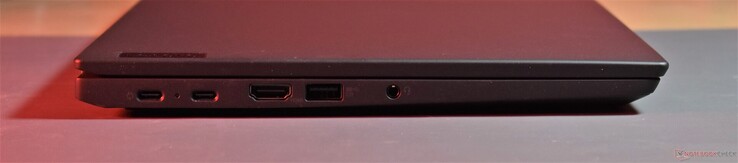 USB4, USB-C 3.2 Gen 2, HDMI 2.1 (4K @60Hz), USB-A 3,2 Gen 1, 3.5mm-Klinke