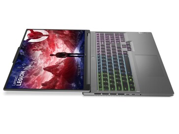 Das Display lässt sich fast komplett öffnen