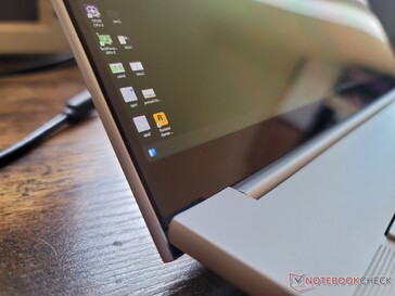 Edge-to-Edge-Glas. Es gibt keine matten Konfigurationen