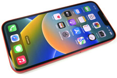 Freenet verkauft das Apple iPhone 14 derzeit zum reduzierten Deal-Preis ab 739 Euro (Bild: Manuel Masiero)