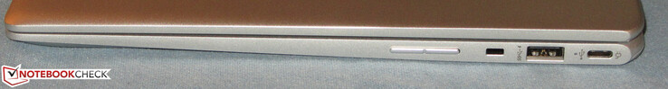 Rechte Seite: Lautstärkewippe, Steckplatz für ein Kabelschloss, 2x USB 3.1 Gen 1 (1x Typ A, 1x Typ C)