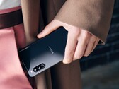 Das Sony Xperia 10 III erhält das Update auf Android 13, obwohl Sony nur Updates bis Android 12 garantiert hat. (Bild: Sony)